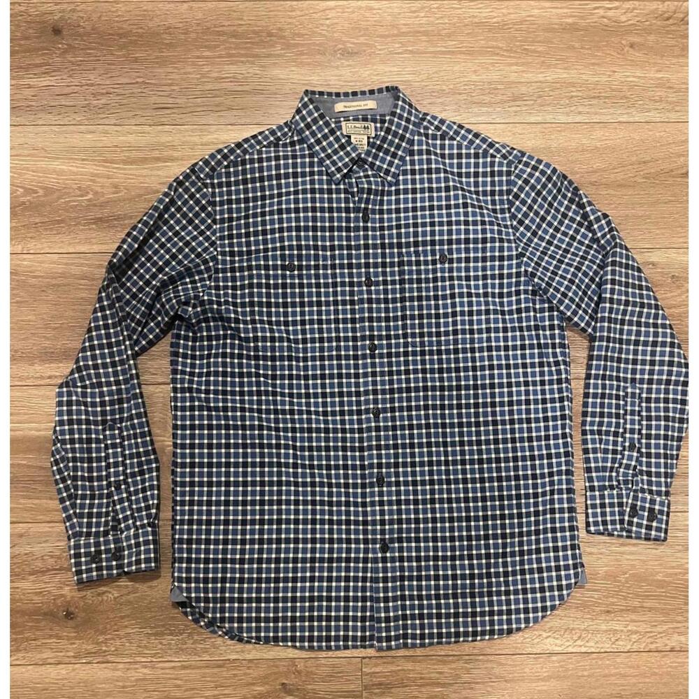 L.L.Bean Traditional Fit Blue Men's Button-Up Shirt, Medium Regular